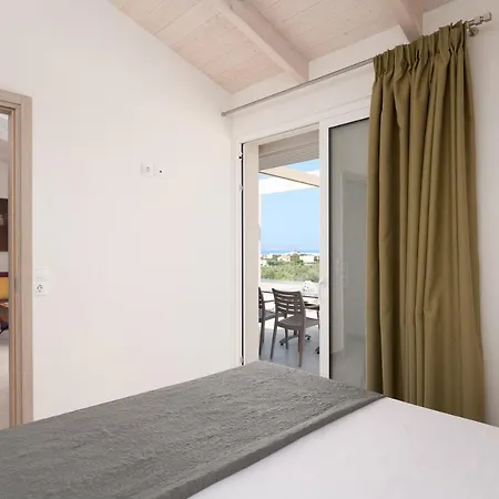 Villa Alba Bianca Villa, Family Retreat With Heated Pool By Thinkvilla Hersonissos (Crete)