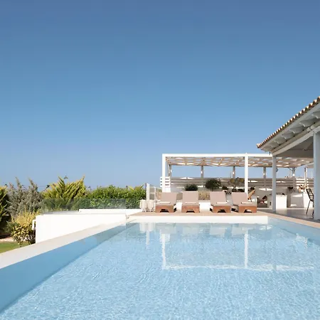 Alba Bianca Villa, Family Retreat With Heated Pool By Thinkvilla Villa *